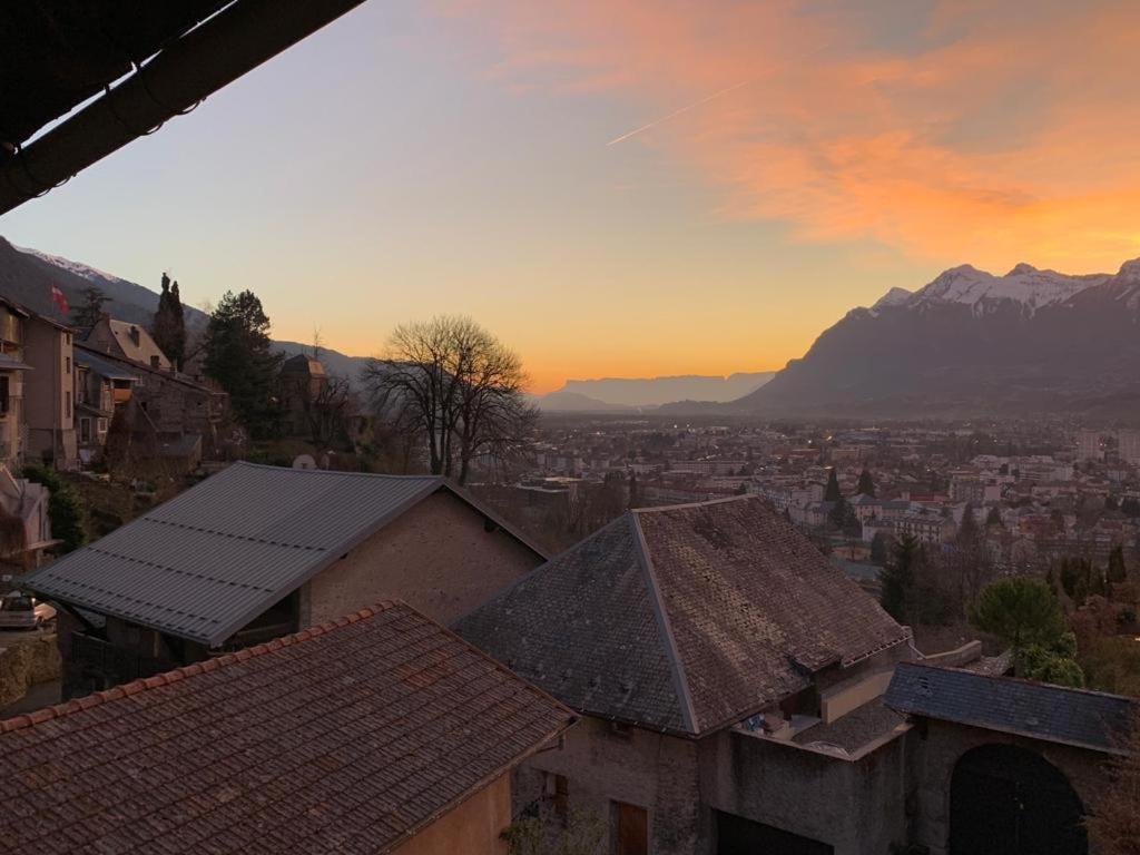 Tour Ramus- Appartements Albertville Bagian luar foto